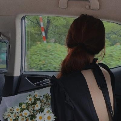 爱君如梦